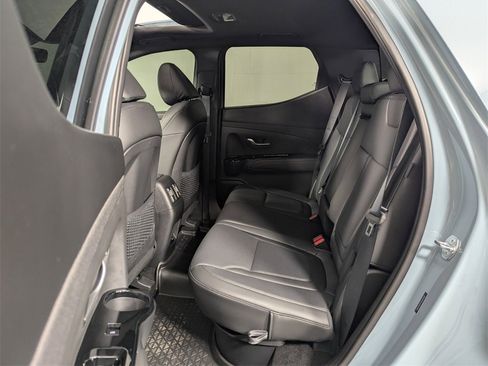 Used 2025 Hyundai Santa Cruz Limited image 23