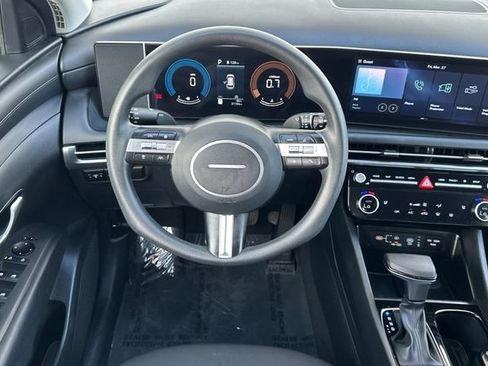 Used 2025 Hyundai Tucson SEL image 16
