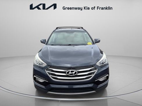 Used 2018 Hyundai Santa Fe Sport image 2