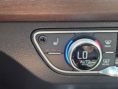 Certified 2023 Audi Q5 2.0T Premium Plus AWD/4WD image 28