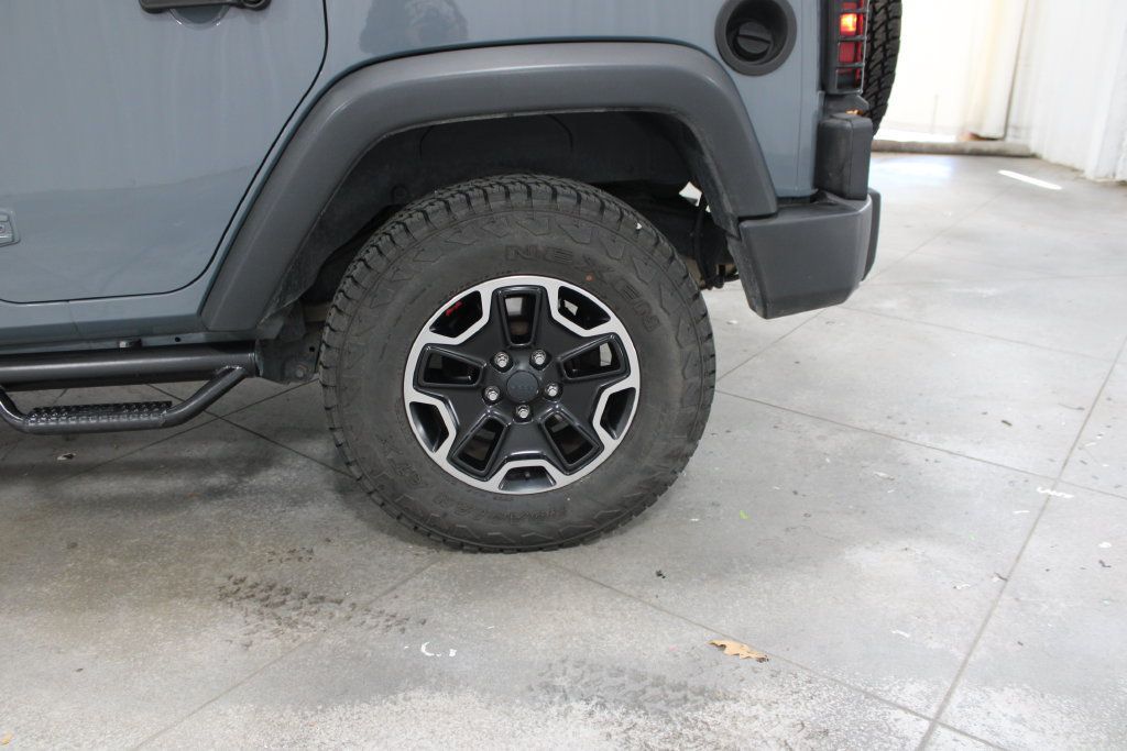 Used 2015 Jeep Wrangler Unlimited Sport AWD/4WD image 17
