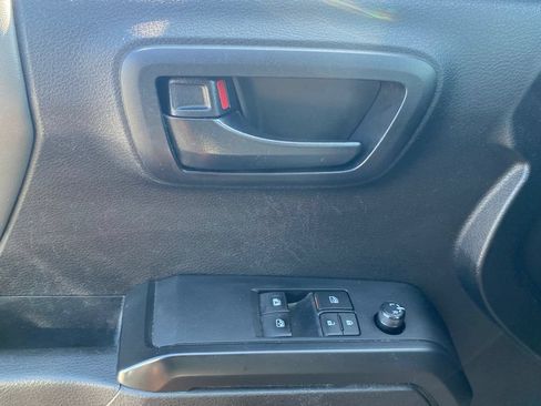 Used 2022 Toyota Tacoma SR w/ SX Package RWD image 20