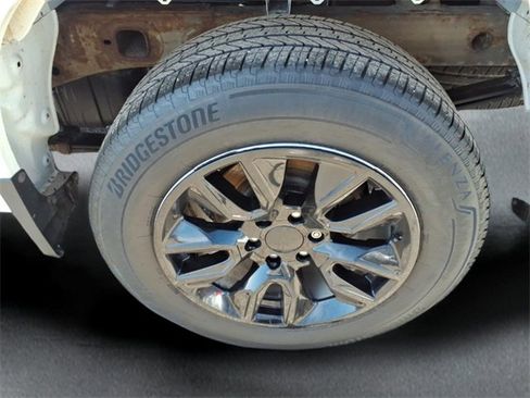 Used 2020 Chevrolet Silverado 1500 Custom w/ Custom Value Package image 7