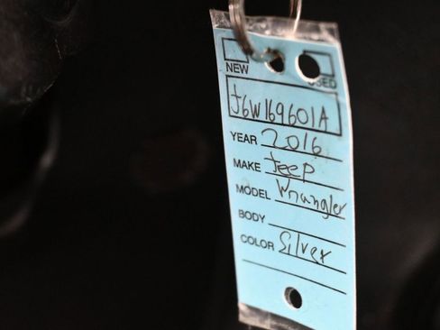 Used 2016 Jeep Wrangler Unlimited Sport w/ Quick Order Package 24S image 16