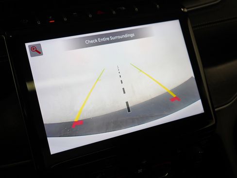 Used 2024 Jeep Grand Cherokee Limited image 27