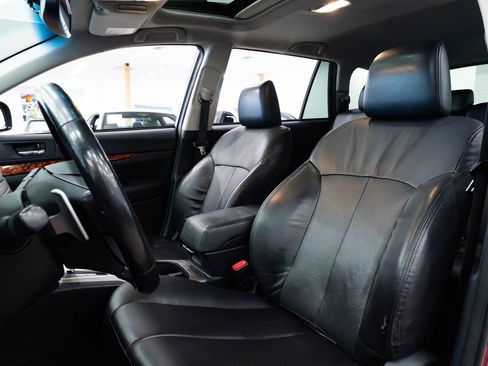 Used 2012 Subaru Outback 2.5i Limited w/ Moonroof Pkg image 18