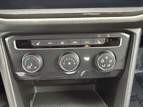 Used 2024 Volkswagen Tiguan Wolfsburg Edition image 23
