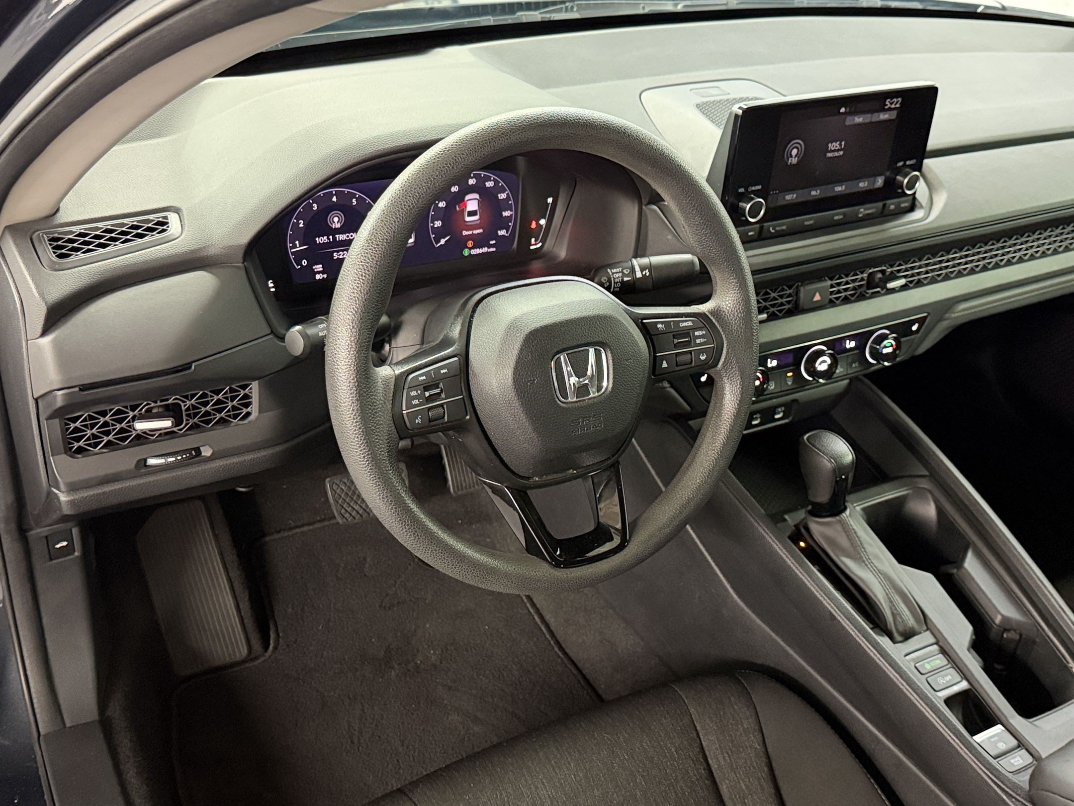 Certified 2023 Honda Accord EX image 28
