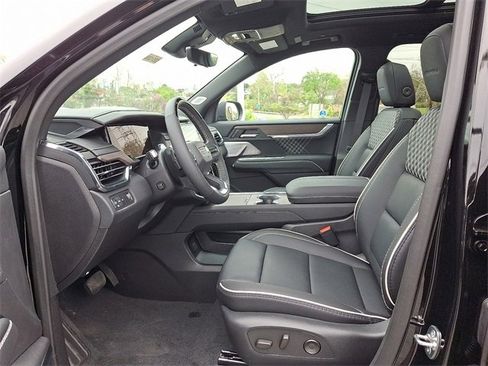 New 2025 GMC Acadia Denali w/ Super Cruise Package image 10