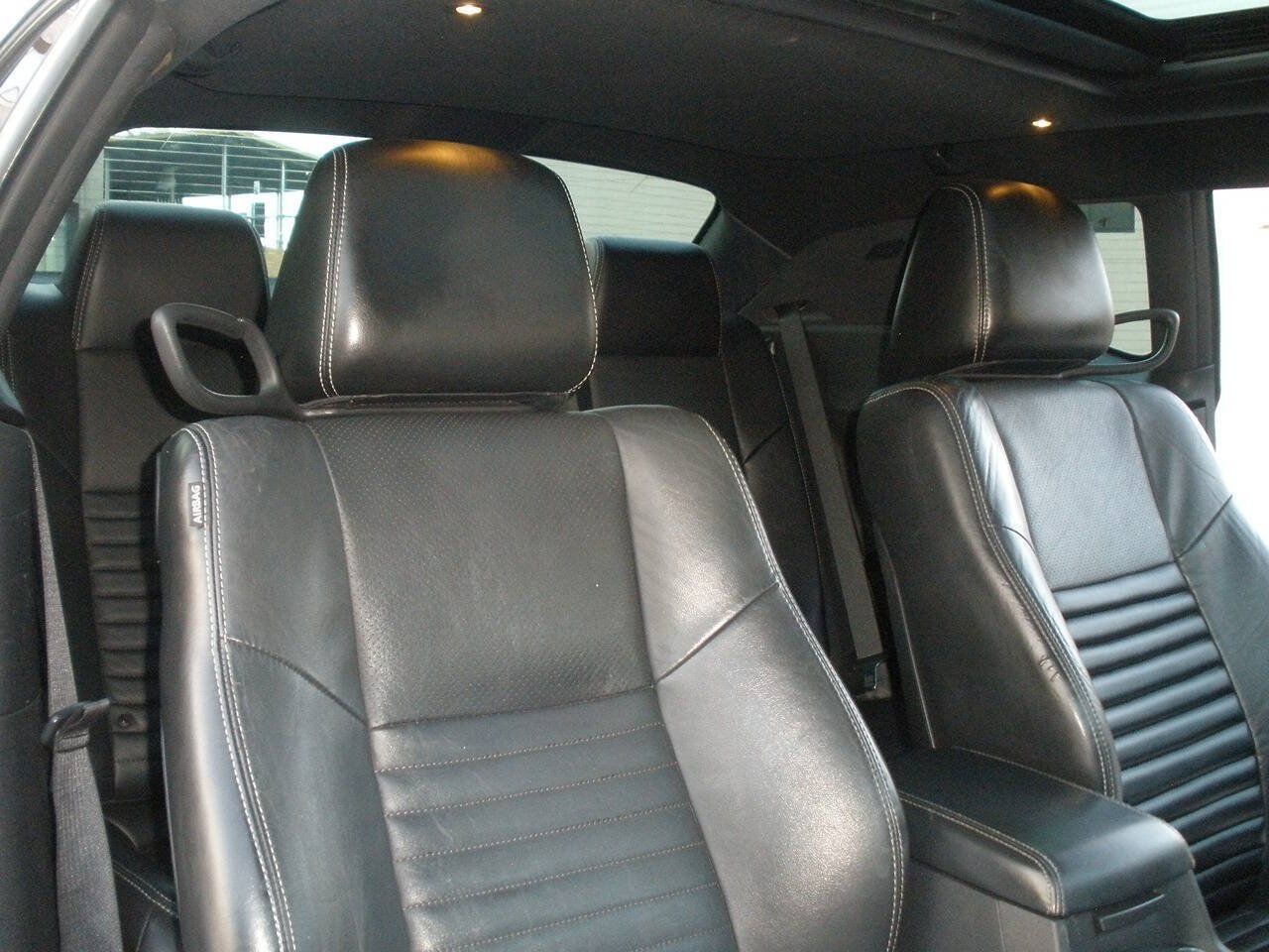 Used 2012 Dodge Challenger SXT Plus RWD image 30