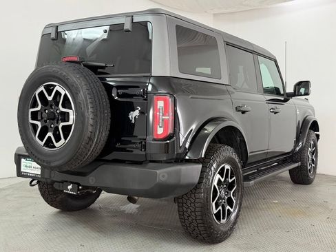 Used 2022 Ford Bronco Outer Banks AWD/4WD image 9