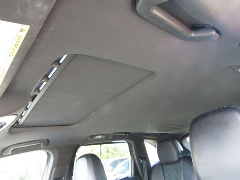 Used 2014 Porsche Cayenne image 12