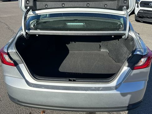 Used 2025 Toyota Camry LE image 15