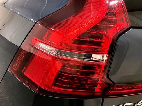 Used 2022 Volvo XC60 B6 Inscription w/ Advanced Package AWD/4WD image 27