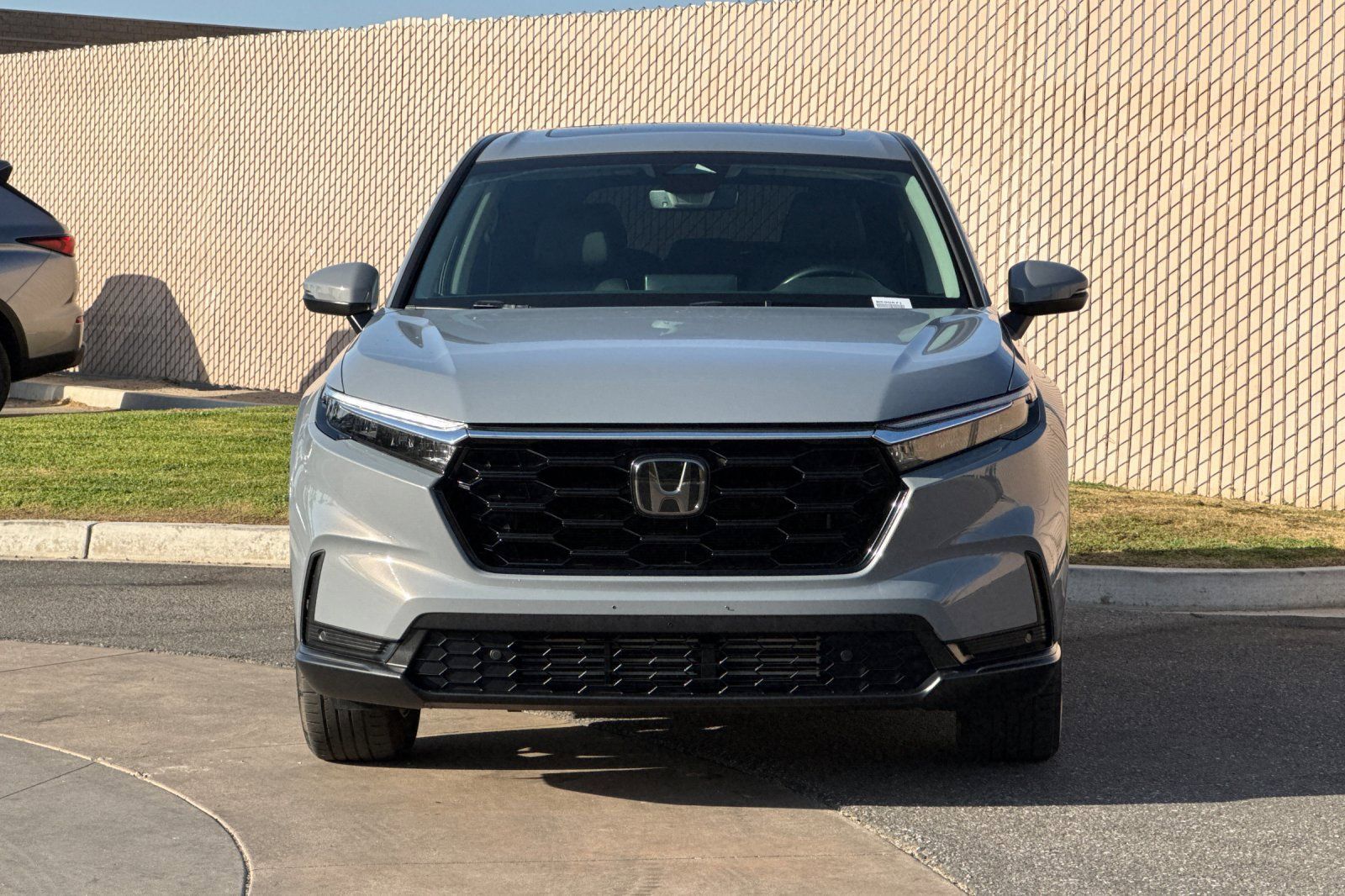 Used 2025 Honda CR-V EX-L image 9