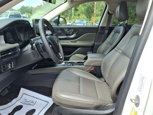 Used 2023 Lincoln Corsair AWD w/ Equipment Group 101A image 12