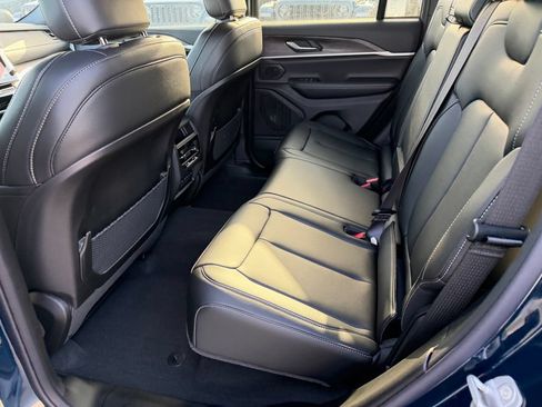 New 2026 Jeep Grand Cherokee Limited w/ Limited Altitude Package RWD image 10