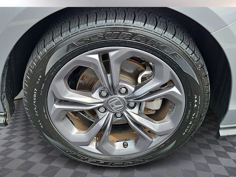 Used 2023 Honda Accord EX image 8