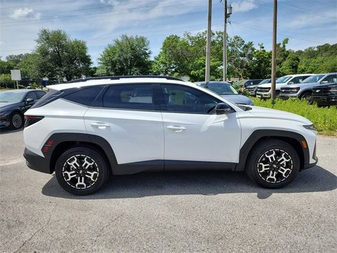 New 2025 Hyundai Tucson XRT image 2