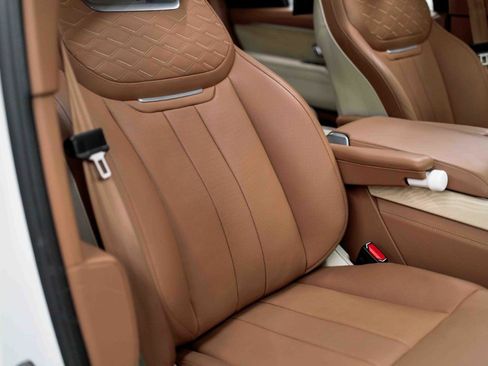 Used 2024 Land Rover Range Rover SV image 86