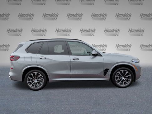 Used 2025 BMW X5 xDrive40i image 6