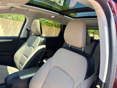 Used 2021 Ford Escape SEL AWD/4WD image 13
