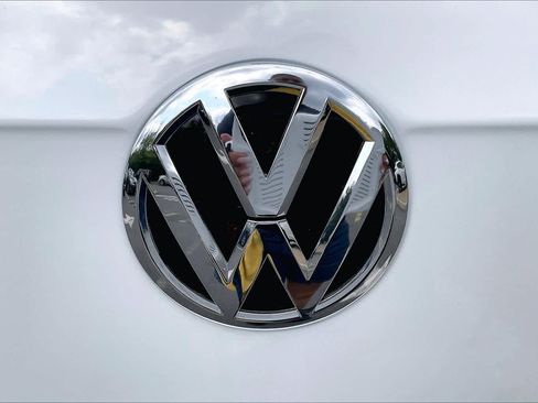 Used 2020 Volkswagen Tiguan S AWD/4WD image 10
