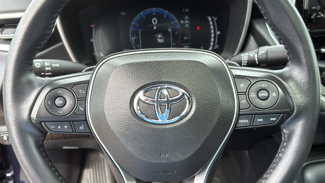 Used 2023 Toyota Corolla XSE FWD image 11