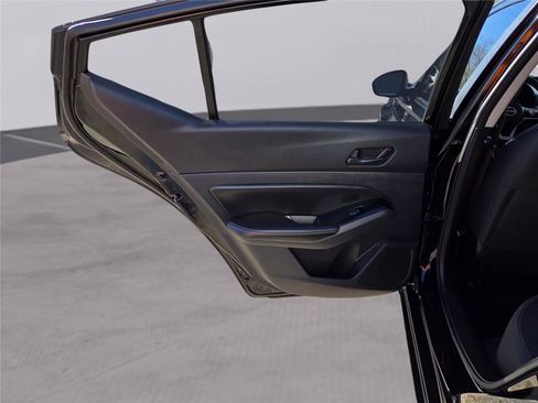 Used 2023 Nissan Altima 2.5 SV image 20