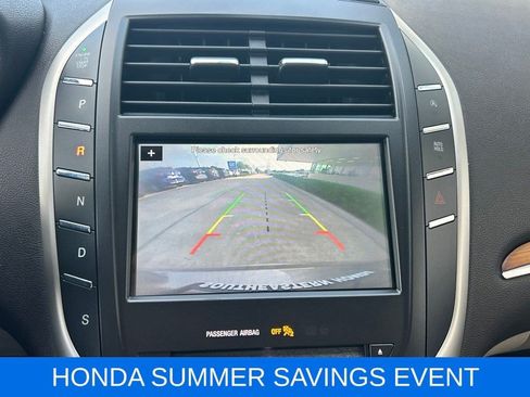 Used 2017 Lincoln MKC Select w/ Select Plus Package FWD image 31