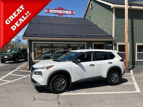 Used 2022 Nissan Rogue S AWD/4WD image 1