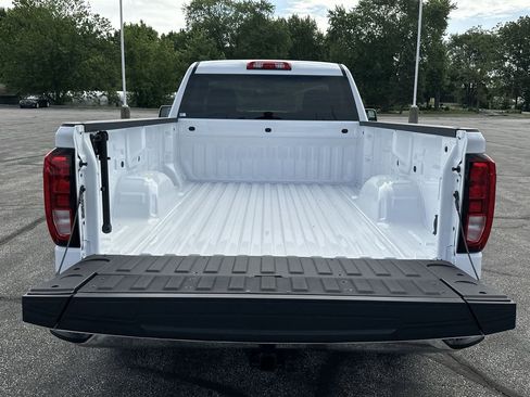 New 2025 GMC Sierra 1500 Pro w/ Pro Value Package AWD/4WD image 28