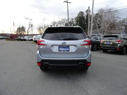 Used 2020 Subaru Forester Limited AWD/4WD image 6