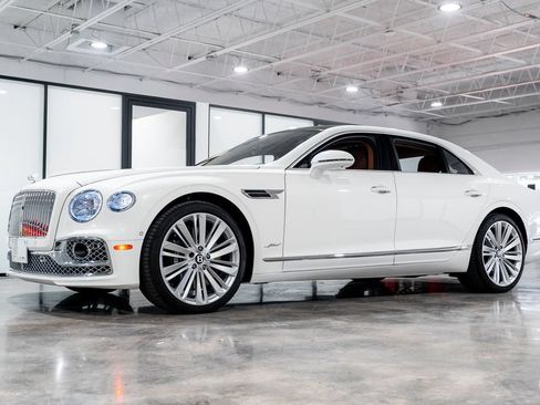 Used 2023 Bentley Flying Spur W12 AWD/4WD image 6