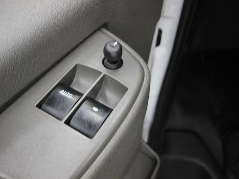 Used 2021 Chevrolet Express 3500 Extended w/ Driver Convenience Package RWD image 14
