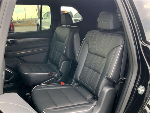 New 2026 Buick Enclave Avenir w/ Super Cruise Package image 10