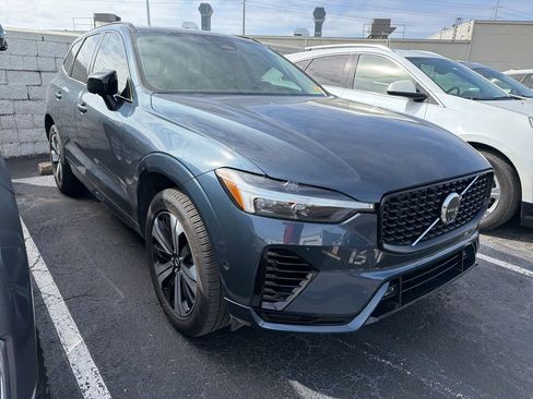 Used 2025 Volvo XC60 T8 Plus w/ Protection Package Premier image 3