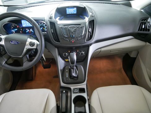 Used 2015 Ford Escape SE FWD image 10