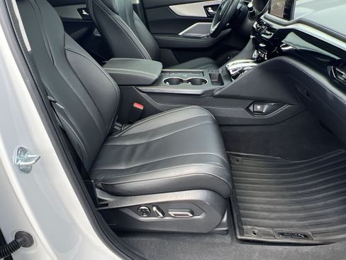 Used 2025 Acura MDX SH-AWD w/ Technology Package image 26
