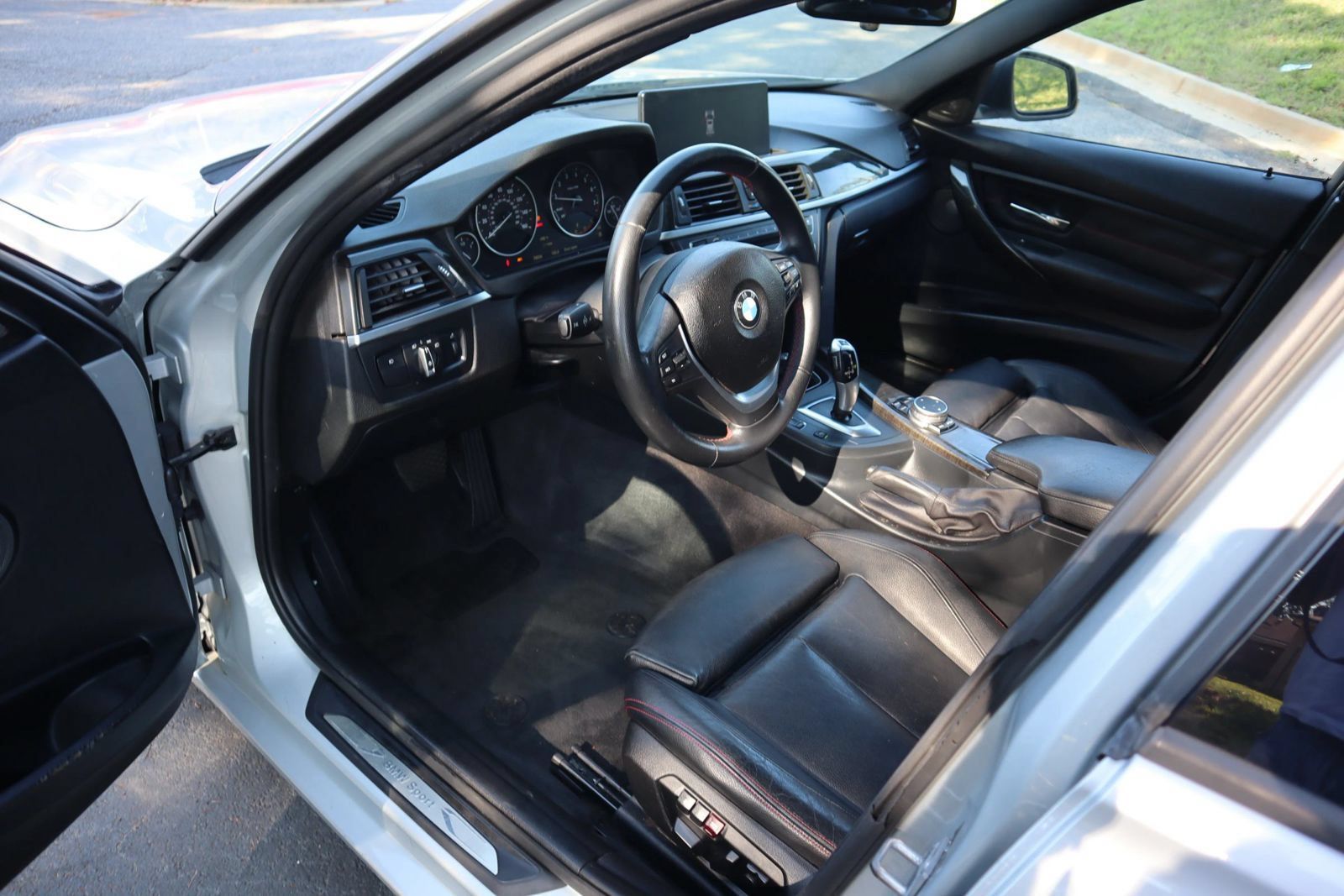 Used 2015 BMW 328i Sedan RWD image 8