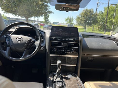 Used 2021 Nissan Armada Platinum w/ Captain's Chairs Package RWD image 28