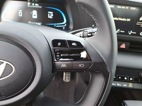 New 2026 Hyundai Elantra Sport FWD image 19