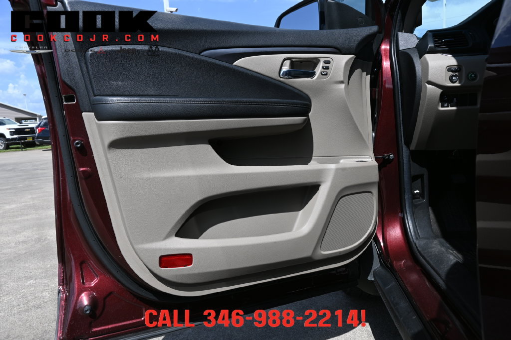 Used 2022 Honda Pilot Special Edition image 18