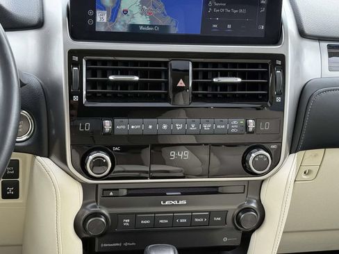 Used 2023 Lexus GX 460 Premium w/ Premium Package AWD/4WD image 18