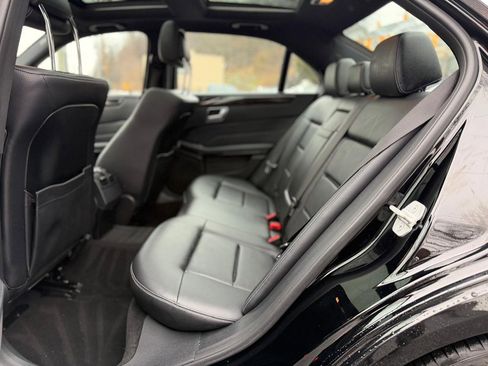 Used 2014 Mercedes-Benz E 350 4MATIC Sedan image 18