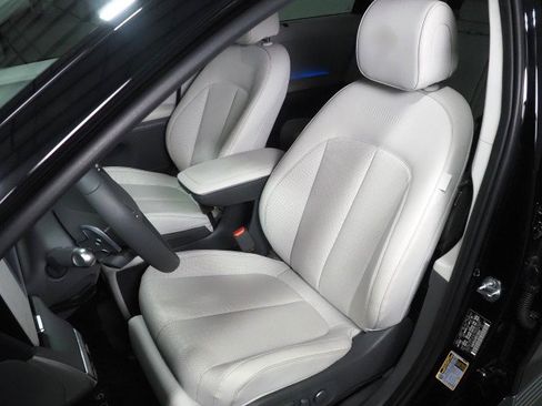 Used 2023 Hyundai Ioniq 5 Limited image 13