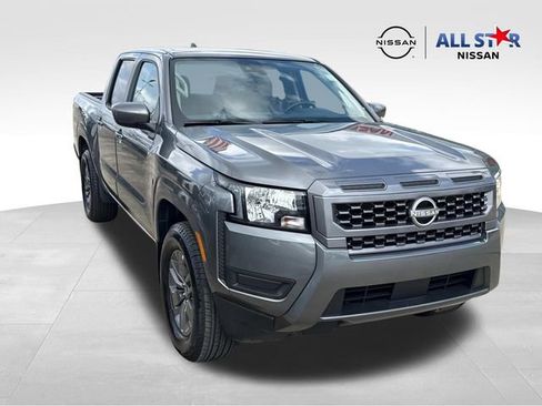 Used 2025 Nissan Frontier SV w/ Tow Package image 1