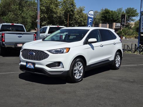 Used 2024 Ford Edge SEL AWD/4WD image 1