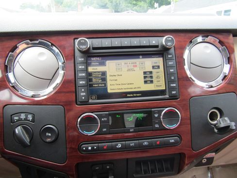 Used 2009 Ford F250 King Ranch AWD/4WD image 38