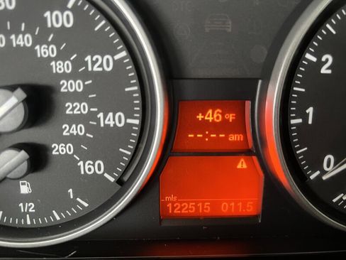 Used 2011 BMW 328i xDrive Coupe image 15